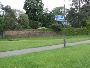 Greenwich Meridian Marker; England; LB Lewisham; Blackheath (SE3)